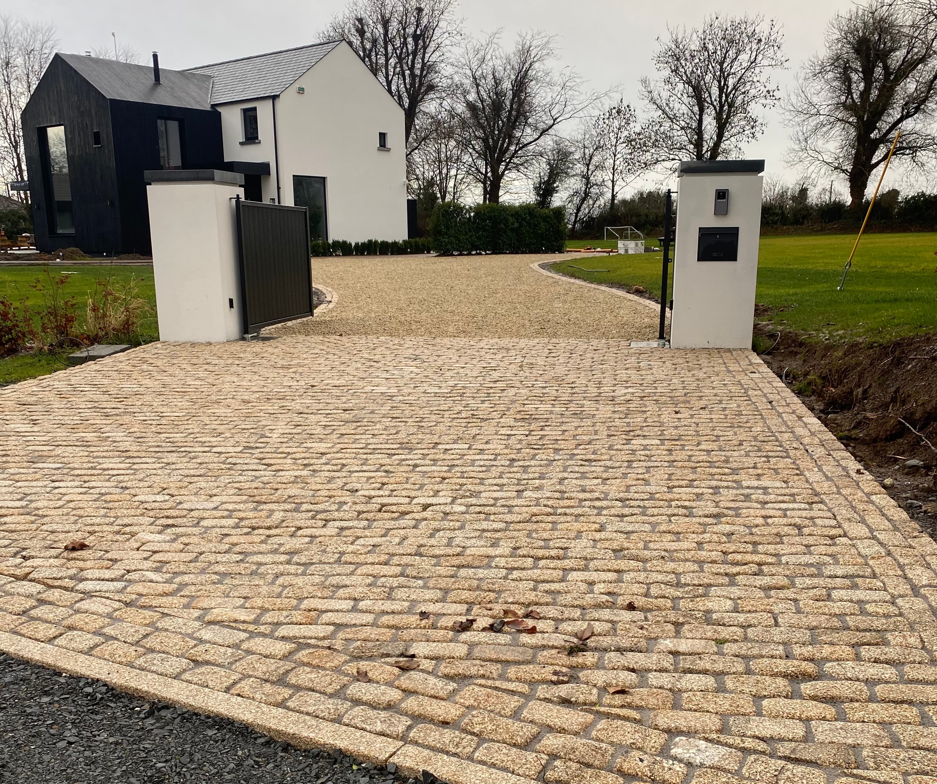 Granite driveway paving at a modern home