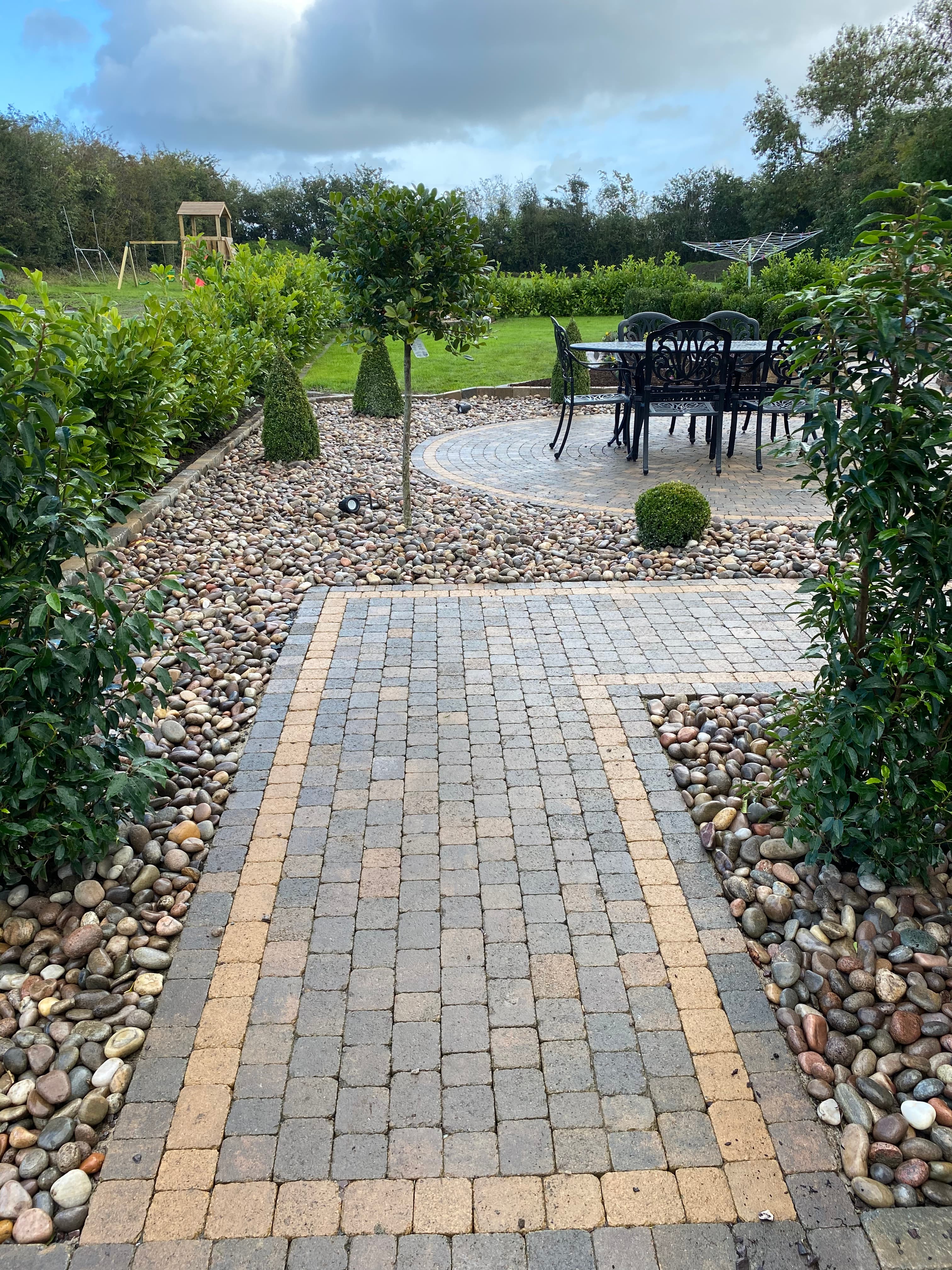Walled patio seating area in Castletown, Meath